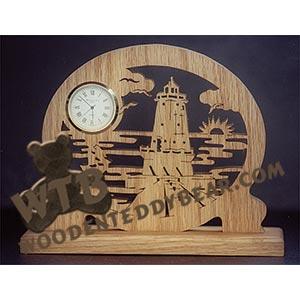 Ludington Point, MI Lighthouse Clock scroll saw pattern | The Wooden Teddy Bear