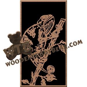 Climbing Chameleon fretwork scroll saw pattern | The Wooden Teddy Bear