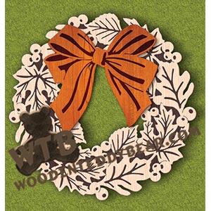 Autumn or Fall Wreath #1 fretwork scroll saw pattern |The Wooden Teddy Bear