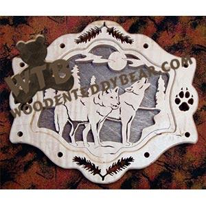 Self Framing Wolves fretwork scroll saw pattern | The Wooden Teddy Bear